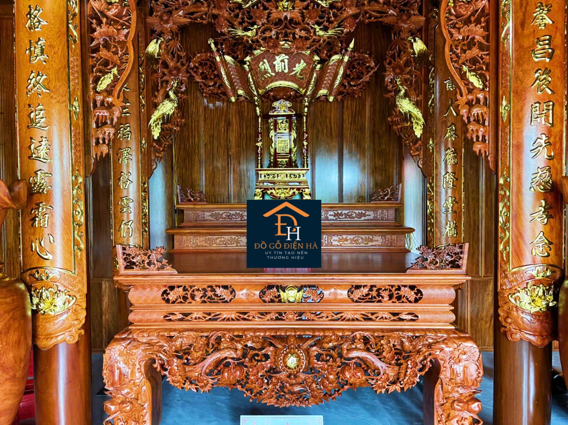 Ban thờ sập gỗ hương đá