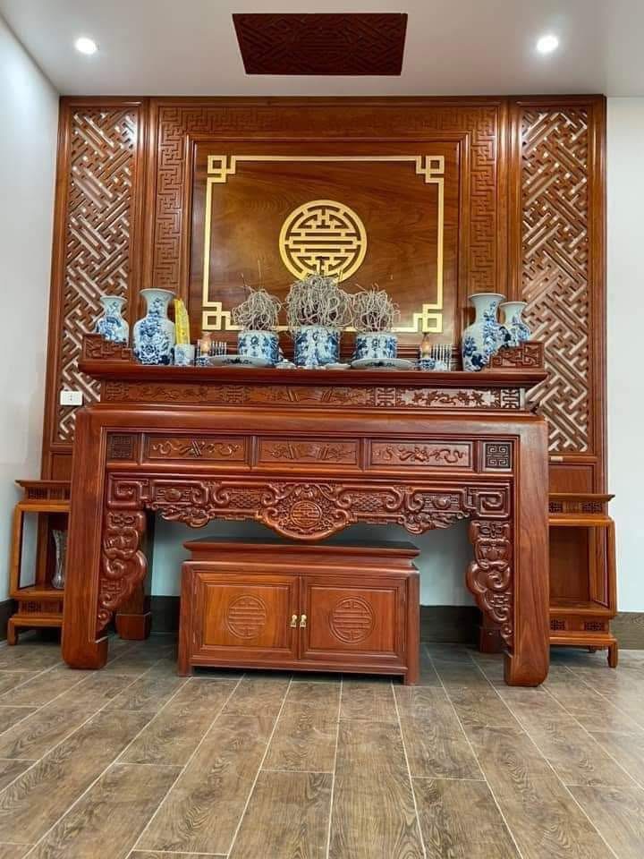 Án gian gỗ hương vân đẹp